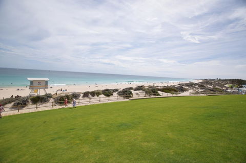 West Beach Lagoon 123 - Location & Views!!! - Accommodation Burleigh 19