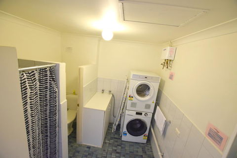 West Beach Lagoon 123 - Location & Views!!! - Accommodation Burleigh 9