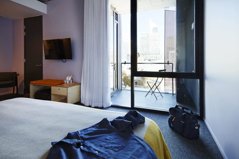 Alex Hotel - Accommodation Burleigh 3