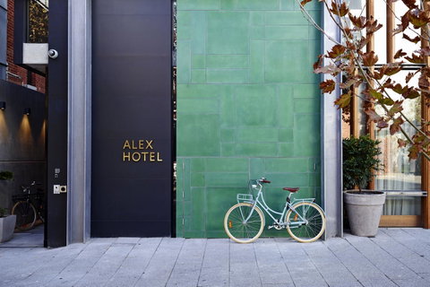 Alex Hotel - Accommodation Burleigh 9