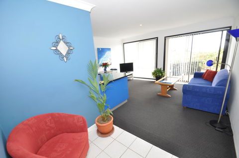 Beachfront Apartments - Accommodation Burleigh 3