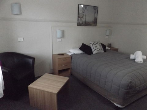 Ben Chifley Motor Inn - Accommodation Burleigh 3