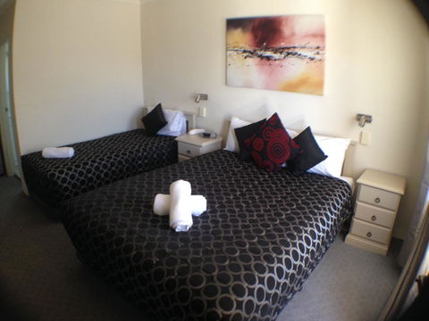 Ben Chifley Motor Inn - Accommodation Burleigh 28
