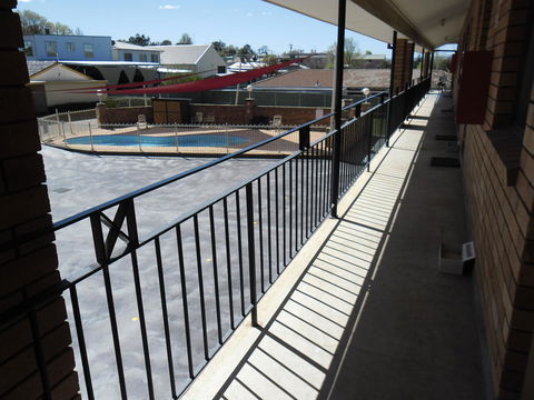 Ben Chifley Motor Inn - Accommodation Burleigh 34