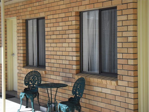 Ben Chifley Motor Inn - Accommodation Burleigh 43