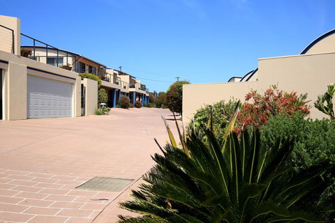 The Cove At Culburra - Direct Access To Beach - Accommodation Burleigh 24