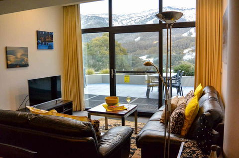 Lantern 1 Bedroom Balcony With Panoramic View - Accommodation Burleigh 5
