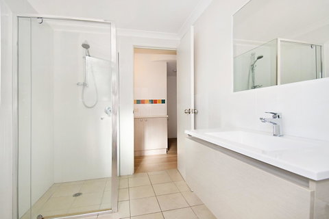 Gosamara Apartments - Accommodation Burleigh 34
