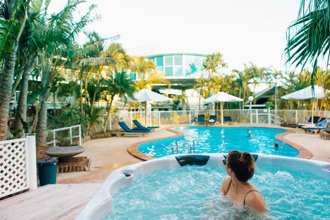 The Lord Byron - Accommodation Burleigh 22