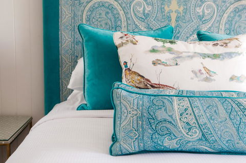 The Lord Byron - Accommodation Burleigh 3