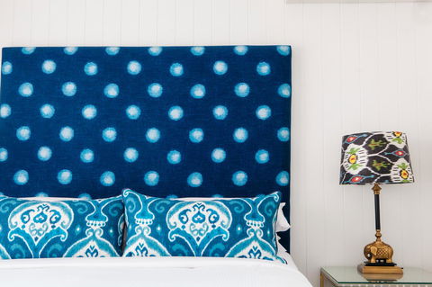 The Lord Byron - Accommodation Burleigh 6