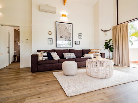 Waves Byron Bay - Accommodation Burleigh 9
