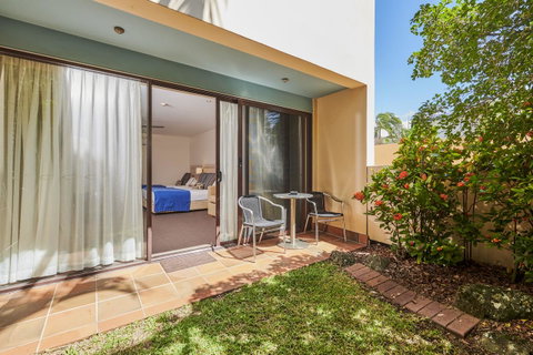 Waves Byron Bay - Accommodation Burleigh 43