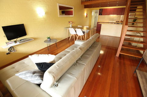Great Escape Lofts - Accommodation Burleigh 20