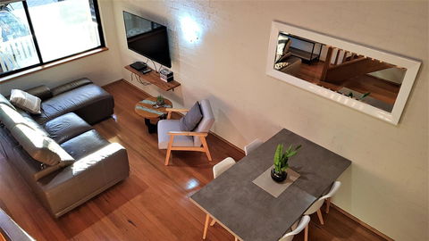 Great Escape Lofts - Accommodation Burleigh 3