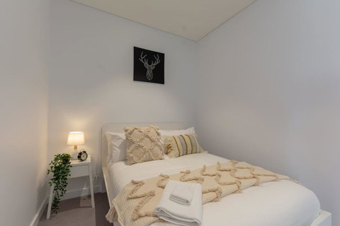 High Rise Apt In Heart Of Sydney Wt Harbour View - Accommodation Burleigh 21