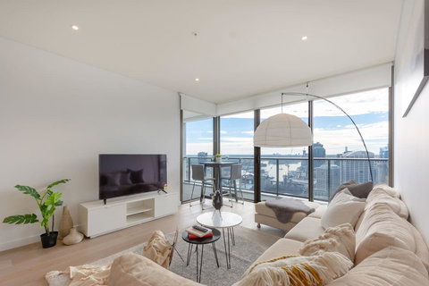 High Rise Apt In Heart Of Sydney Wt Harbour View - Accommodation Burleigh 0