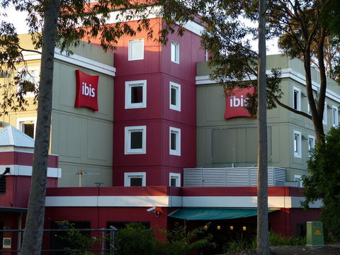 Ibis Thornleigh - Accommodation Burleigh 8