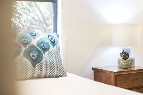 Beachfront 2 - Accommodation Burleigh 16