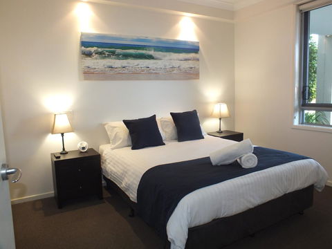 Pacific Marina Apartments - Accommodation Burleigh 2