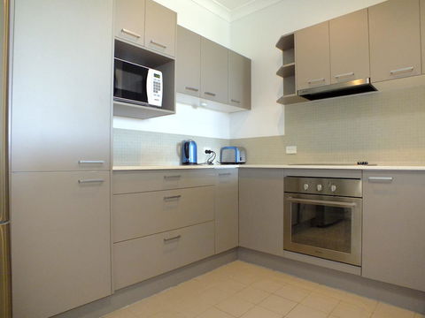Pacific Marina Apartments - Accommodation Burleigh 13