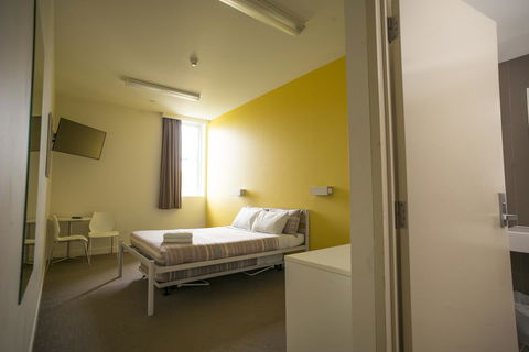 YHA Sydney Harbour - Accommodation Burleigh 16