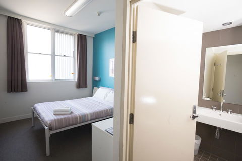 YHA Sydney Harbour - Accommodation Burleigh 5