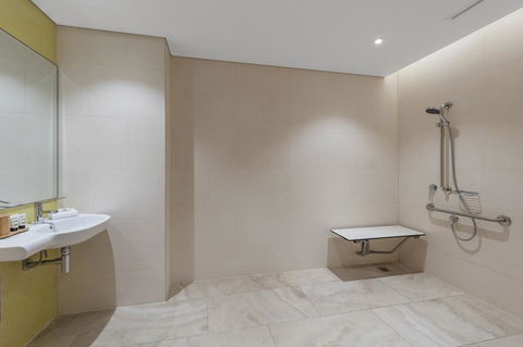 Rydges Australia Square, Formerly Tank Stream Hotel - Accommodation Burleigh 28