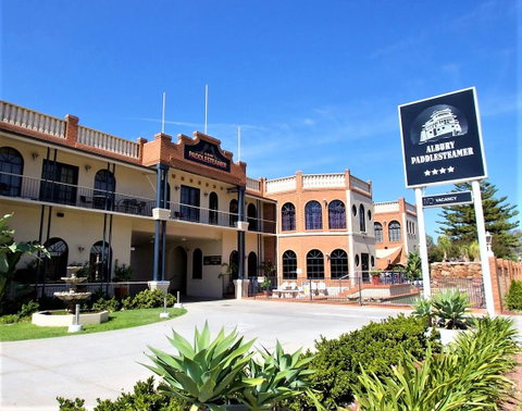 Albury Paddlesteamer Motel - Accommodation Burleigh 2