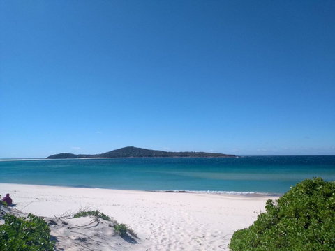 Blue View @ Fingal Bay - Accommodation Burleigh 23