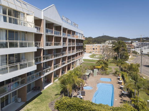 Marina Resort - Accommodation Burleigh 21