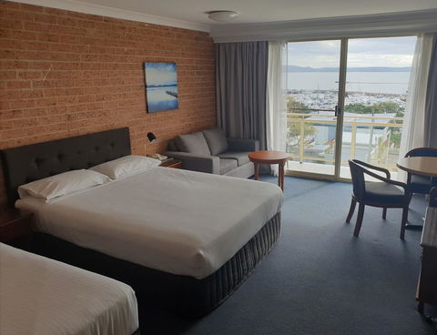 Marina Resort - Accommodation Burleigh 16