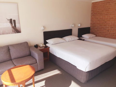 Marina Resort - Accommodation Burleigh 39
