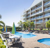 Marina Resort - Accommodation Burleigh