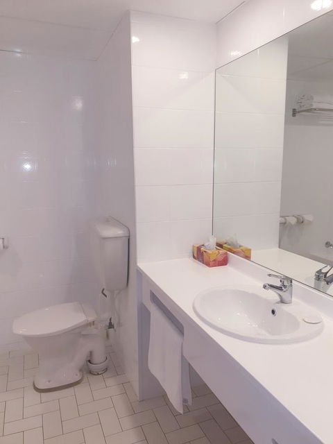 Marina Resort - Accommodation Burleigh 40