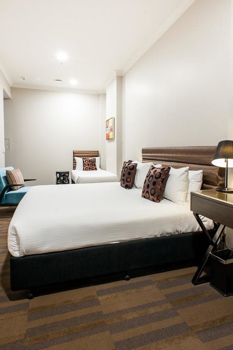 57Hotel - Accommodation Burleigh 2