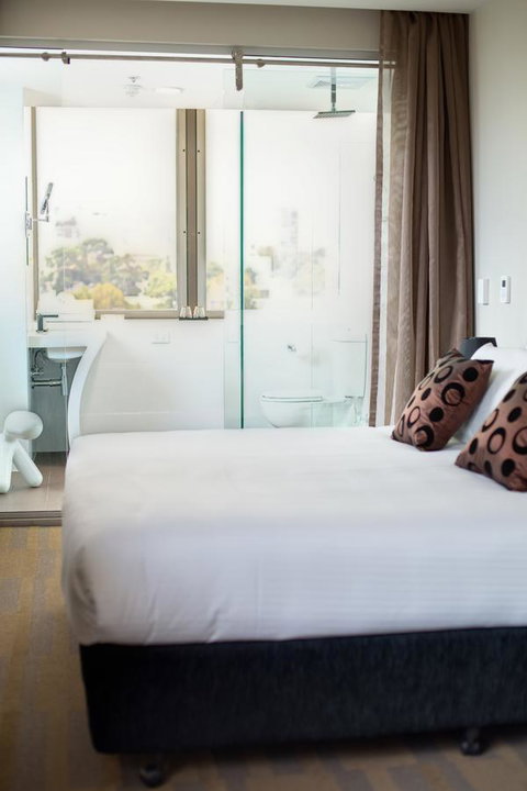 57Hotel - Accommodation Burleigh 34