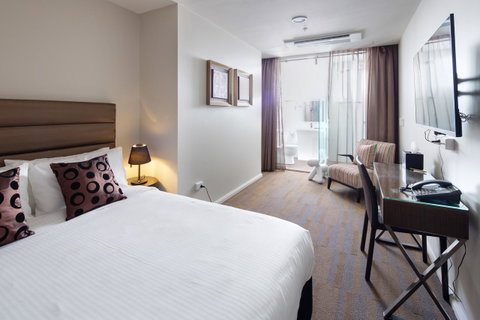 57Hotel - Accommodation Burleigh 33