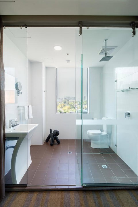 57Hotel - Accommodation Burleigh 12