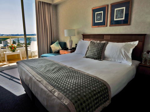 Novotel Sydney Brighton Beach - Accommodation Burleigh 5