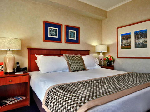 Novotel Sydney Brighton Beach - Accommodation Burleigh 38