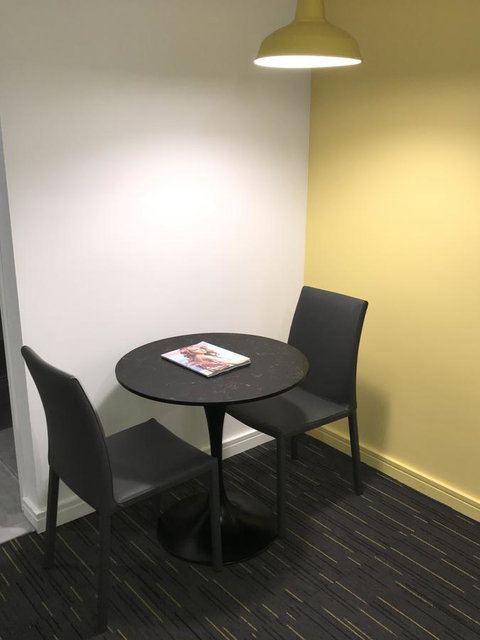 Value Suites Green Square - Accommodation Burleigh 21
