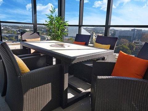 Value Suites Green Square - Accommodation Burleigh 6