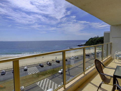 Ebbtide 27 - Accommodation Burleigh 8