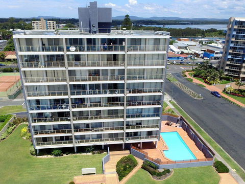 Ebbtide 27 - Accommodation Burleigh 5
