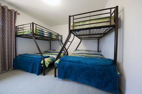 Condo 105 @ Horizons Golf Resort - Salamander Bay NSW - Accommodation Burleigh 10