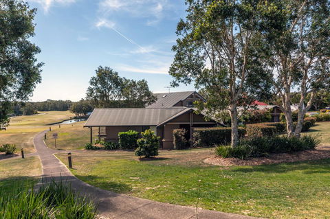 Condo 105 @ Horizons Golf Resort - Salamander Bay NSW - Accommodation Burleigh 12