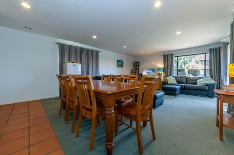 Condo 105 @ Horizons Golf Resort - Salamander Bay NSW - Accommodation Burleigh 18