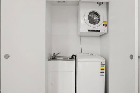 Wyndel Apartments St Leonards 6Atch - Accommodation Burleigh 4