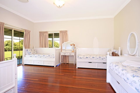 Terara Riverside Retreat - Accommodation Burleigh 10